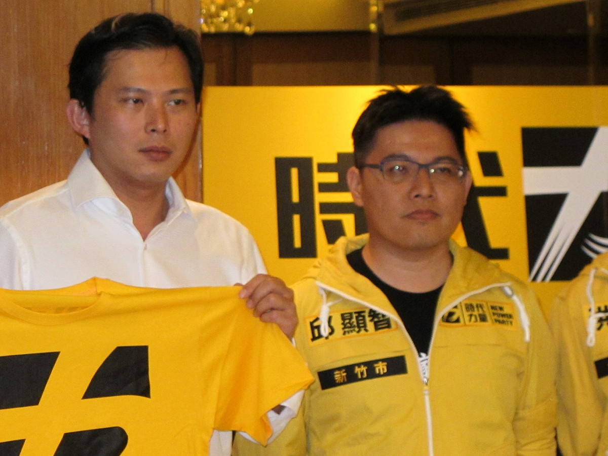 時代力量新竹市立委候選人邱顯智4日表示，他價值與柯建銘不合，不會與他協調。圖：林朝億/攝