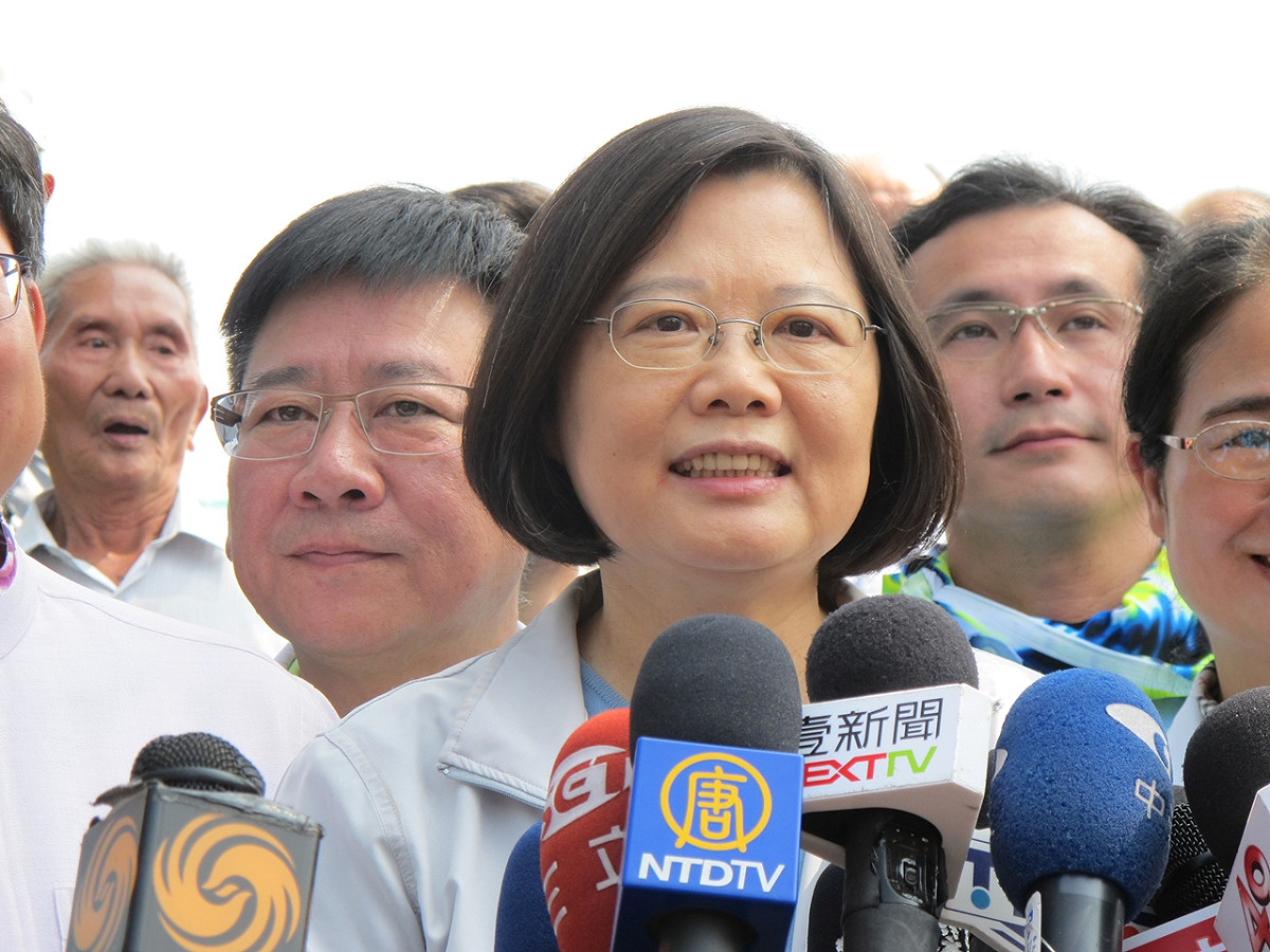 對於民調指出，民眾擔心民進黨選後一黨獨大，蔡英文24日說，民進黨會跟人民站在一起。圖：新頭殼資料照片