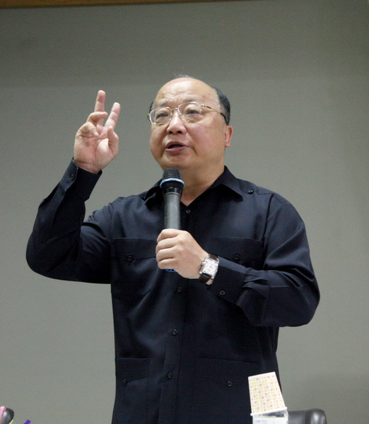 2014台中市選情：龍胡鬥、鹿死誰手？圖：中央社資料照片