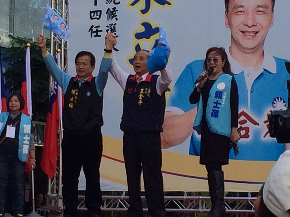 立法院長王金平5日上午出席藍委賴士葆競選總部成立大會。圖：符芳碩/攝