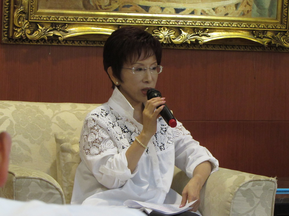國民黨準總統參選人洪秀柱2日證實，上午與國民黨前主席連戰會面，請益兩岸政策。圖：邱珮文/攝