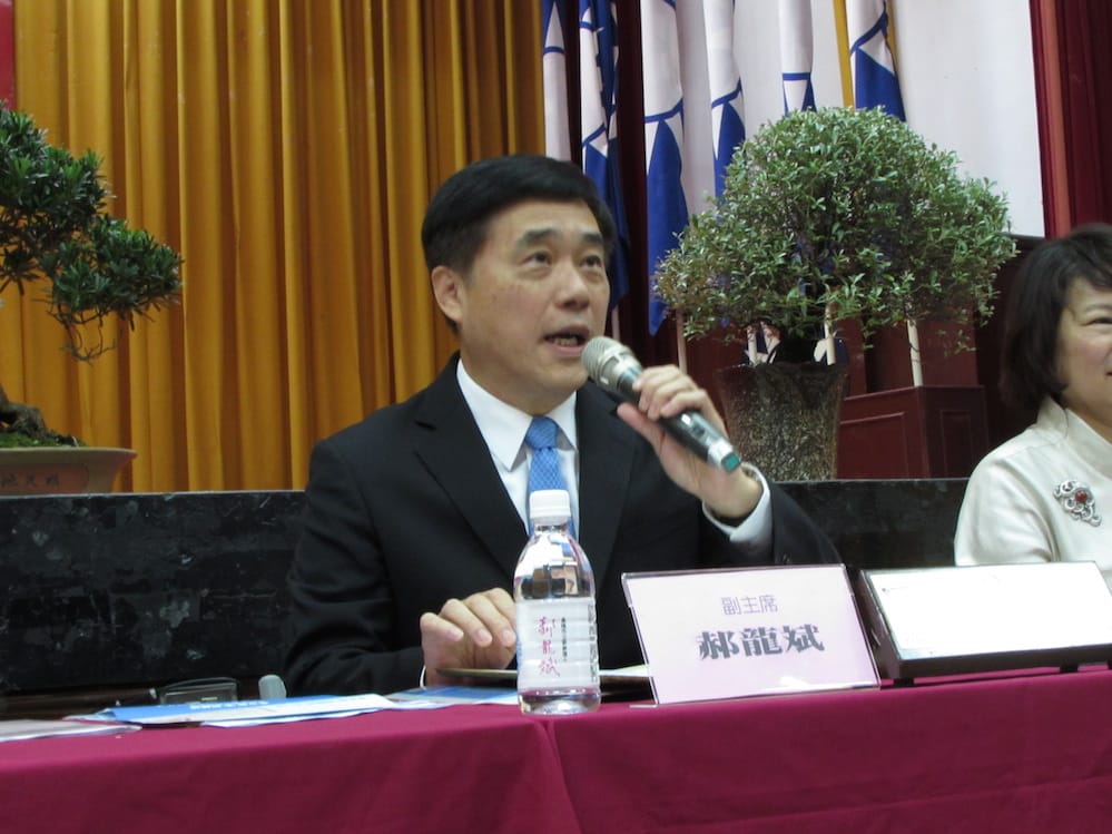 國民黨副主席暨基隆立委參選人郝龍斌11日在基隆主持中常會，他強調國民黨地方勢力已經整合完畢，自己的選情逐漸回穩，對勝利有信心。圖：邱珮文/攝