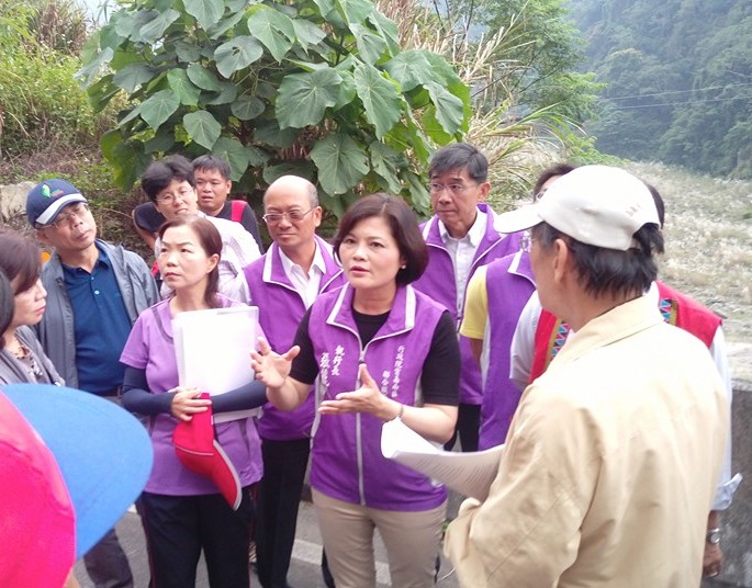 張麗善26日請辭行政院雲嘉南區聯合服務中心執行長一職，宣布將全力投入總統及立委輔選，不會接受慰留。圖：翻攝自張麗善臉書