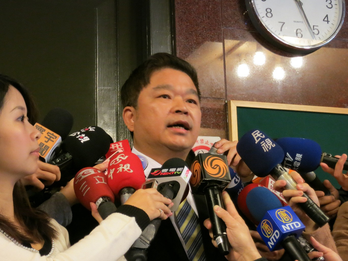 民進黨籍立委趙天麟4日質疑，馬政府釣魚台政策傷害了漁民權益。圖：林朝億/攝