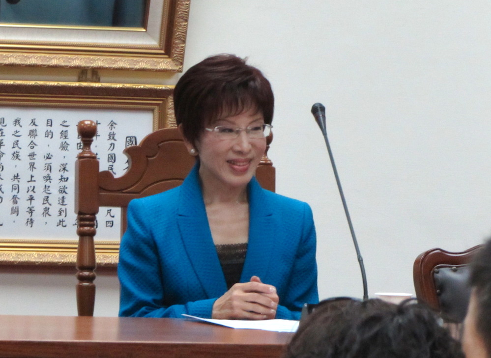 國民黨總統參選人洪秀柱22日在臉書分享〈美麗島〉的演唱影片，強調自己是真心喜歡這首歌，還曾經在福建海峽論壇上，將歌曲介紹給中國官員。圖：新頭殼資料照片