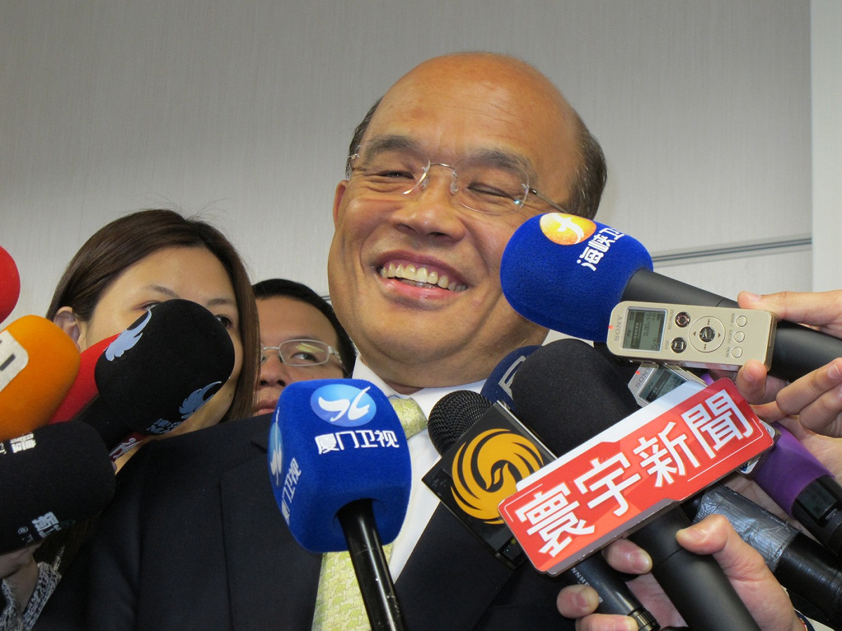 前行政院長蘇貞昌13日肯定民進黨主席蔡英文提出的不分區名單是一份可以執政的名單。圖：新頭殼資料照片
