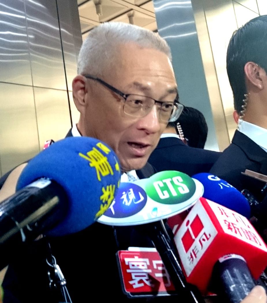 針對名嘴說國民黨4大天王都不挺洪秀柱，副總統吳敦義17日駁斥，他當然挺柱。圖：翁嫆琄/攝