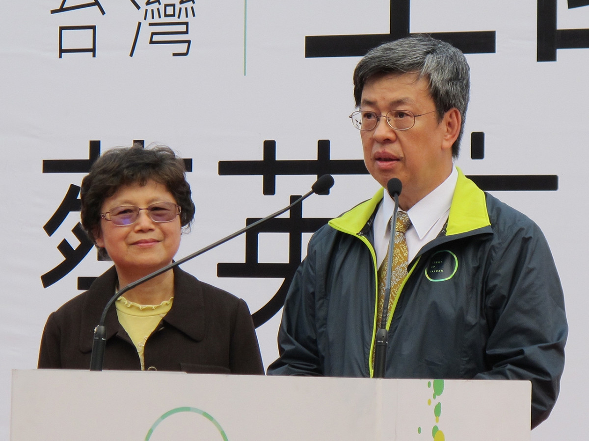 民進黨副總統候選人陳建仁夫人羅鳳蘋5日陪同夫婿出席全國基督徒後援會成立大會。圖：林朝億/攝
