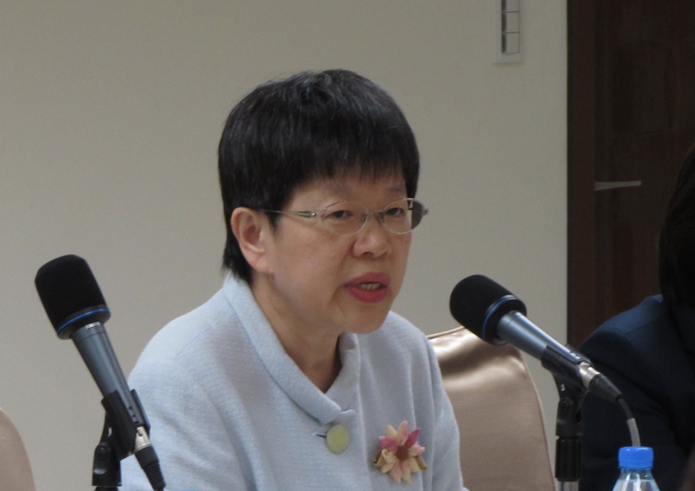 海基會與中國海協會30日舉行兩岸協議成效與策進會議，海基會副主委施惠芬30日表示，兩岸溝通是持續性的，不會停滯在某個點，要一棒接一棒才會有今天的成效。圖：邱珮文/攝