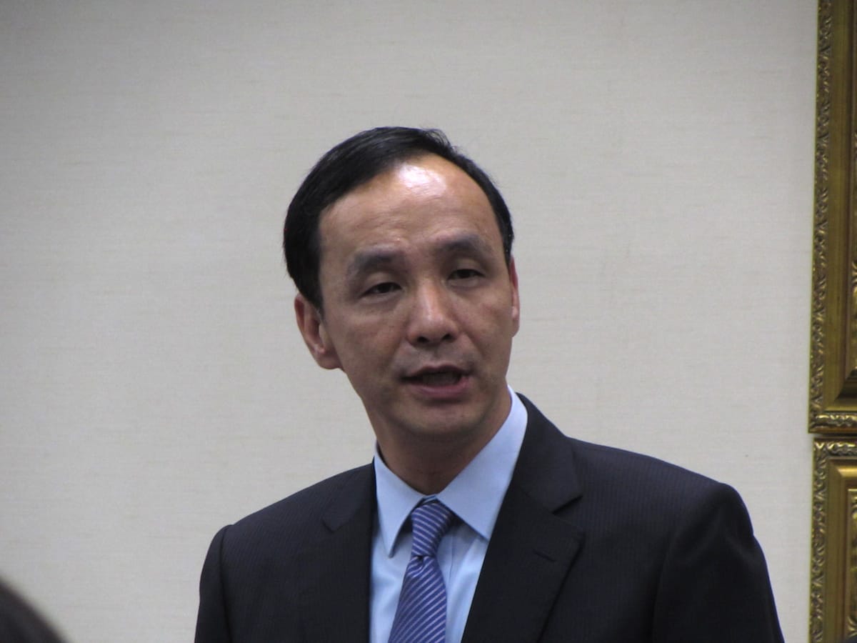 根據16日下午出爐的TVBS最新民調指出，新北市民中有高達66%認為朱立倫應該辭職參選，而19%則認為不應該。圖：新頭殼資料照片