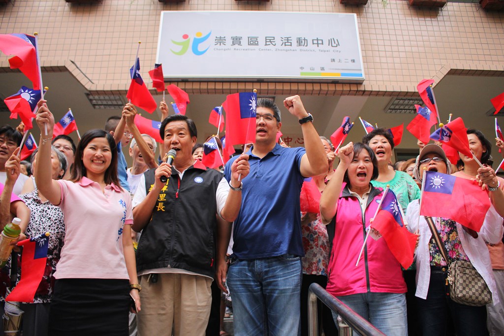 國民黨台北市長參選人連勝文日前在一場座談會上曾表示「鄭成功來台北」，此事讓網友頻頻酸連勝文「歷史也太差」。連勝文今(27)日上午再度澄清，並說對於有人刻意扭曲、侮辱，他也很習慣了。　圖：劉奕霆/攝