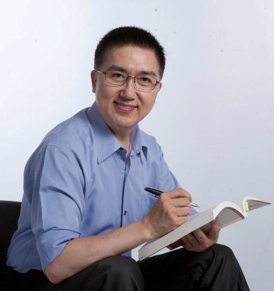 國民黨立委林鴻池今(13)天接受媒體詢問，繼國民黨立委謝國樑之後，宣布不參選是否為黨內立委「跳船潮」？林鴻池說，不選是自己的決定，僅是為了民主傳承而已。圖：翻攝林鴻池臉書