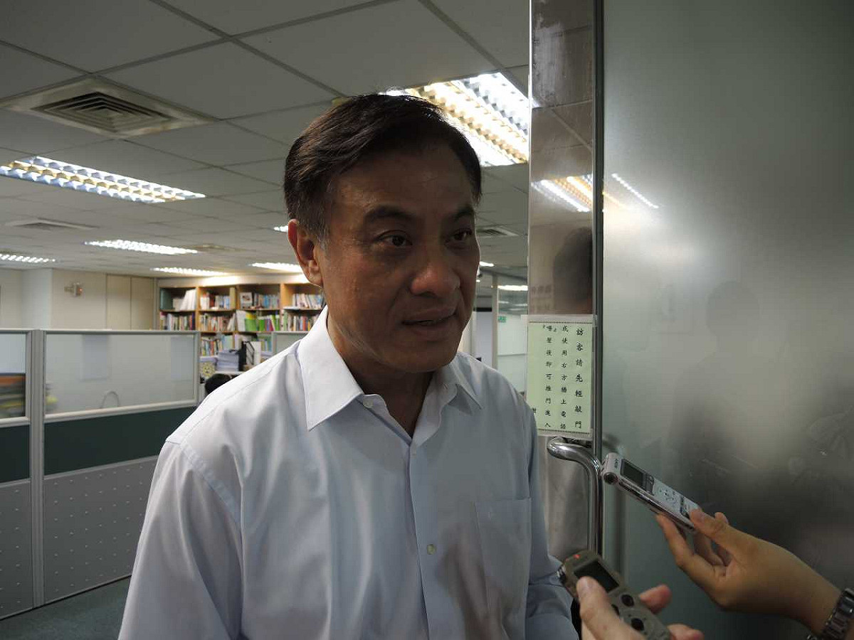 民進黨選對會召集人蘇嘉全12日表示，上午與時代力量就選區整合交換意見。圖：林朝億/攝