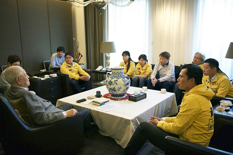 時代力量6名立法委員參選人27日拜會前總統李登輝。圖：時代力量提供