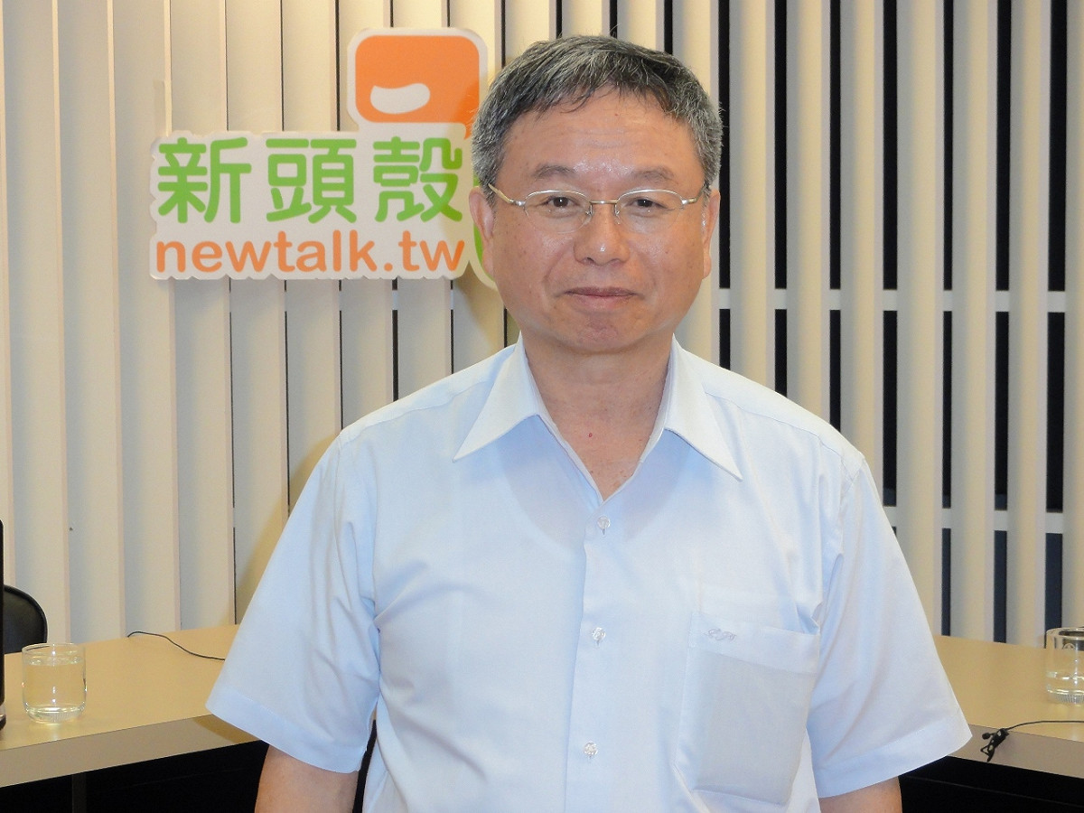 衛生署長楊志良過去上新頭殼「開放編輯室」與網友對話 圖：東穎賢/攝