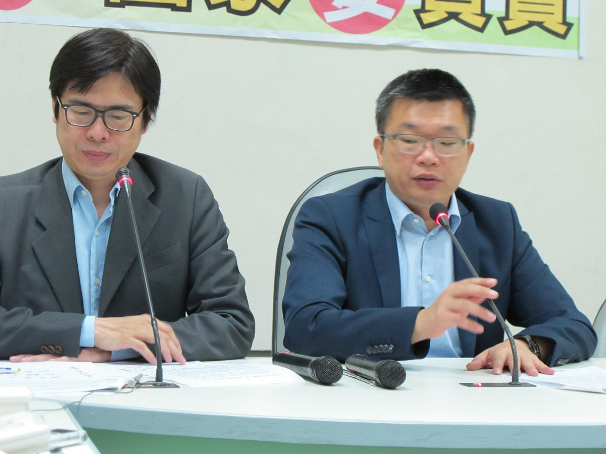 立法院長王金平15日的聲明裡，5次提到「團結」，民進黨立委陳其邁則說，這是講給總統馬英九聽的。圖：林朝億/攝