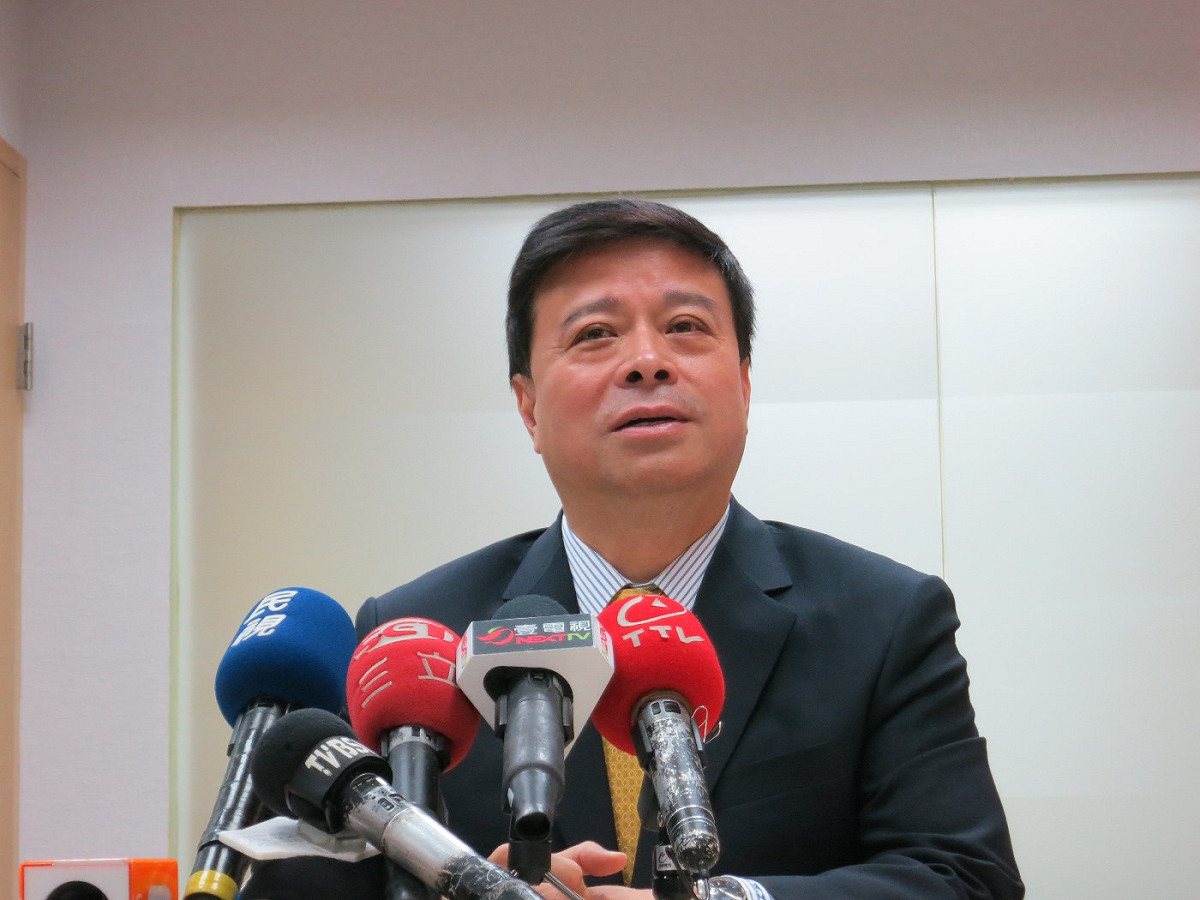 親民黨副秘書長劉文雄16日指控，監委不避嫌，曾於最近接受基隆市長張通榮三次餐宴。圖：林朝億/攝