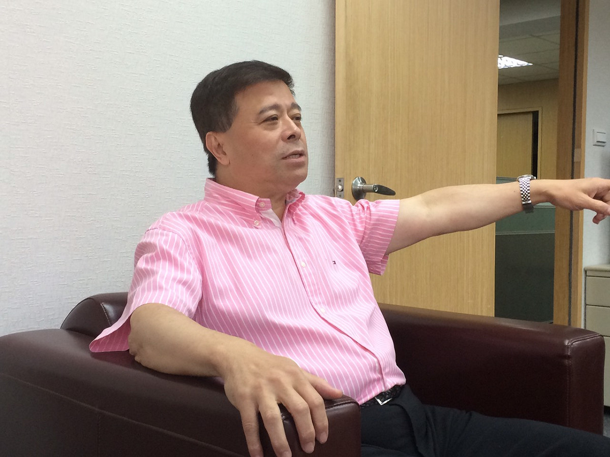 親民黨副秘書長劉文雄則認為，基層民眾並不太在意閱兵爭議，且藍營選民多不表態，民調有失真疑慮。圖：符芳碩/攝