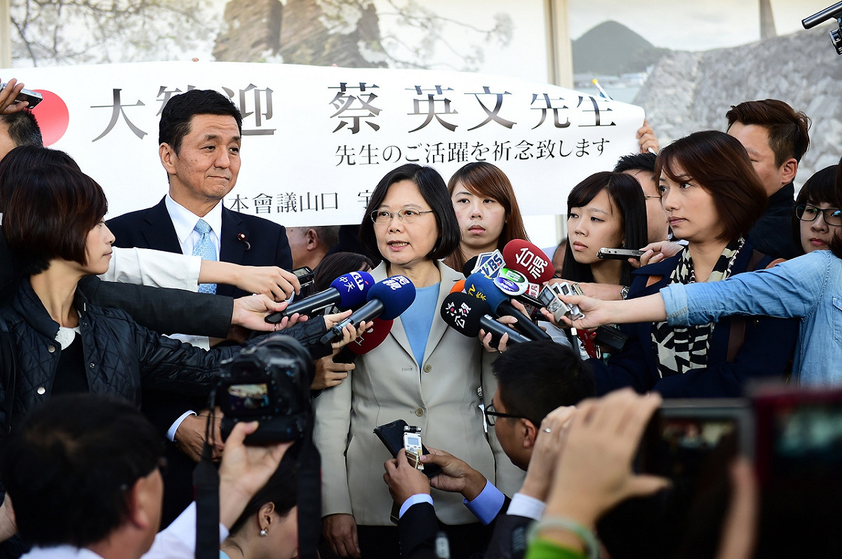 民進黨主席蔡英文7日上午前往日本山口縣進行參訪，並與岸信夫議員一同受訪。圖：民進黨提供