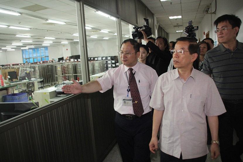 前行政院長謝長廷1日在深圳拜會日月光子公司環勝電子(深圳)有限公司。圖：謝長廷辦公室提供