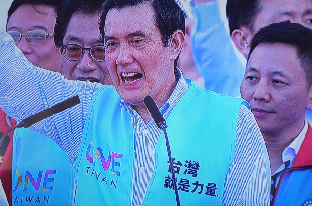 總統馬英九22日下午特別出席黨慶活動，為國民黨正副總統參選人朱立倫、王如玄造勢。圖：翁嫆琄/攝