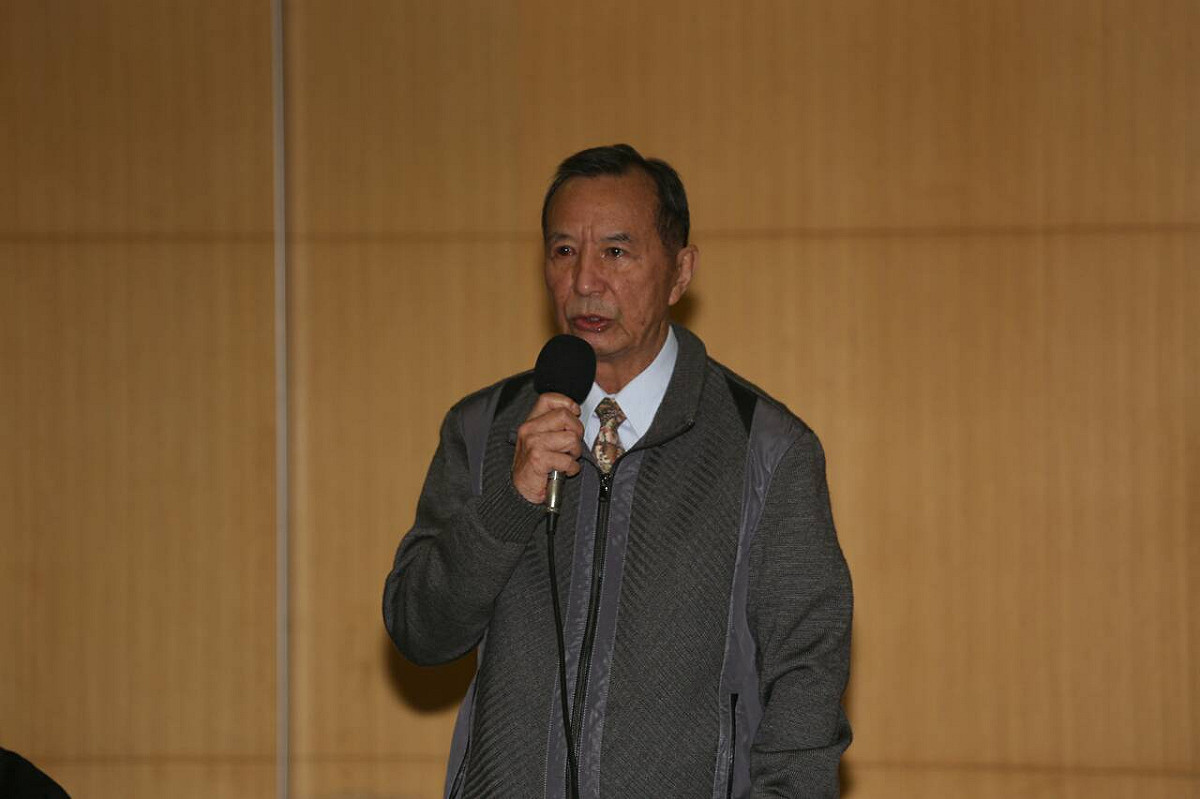 勞乃成父親老淚縱橫 出面為子道歉