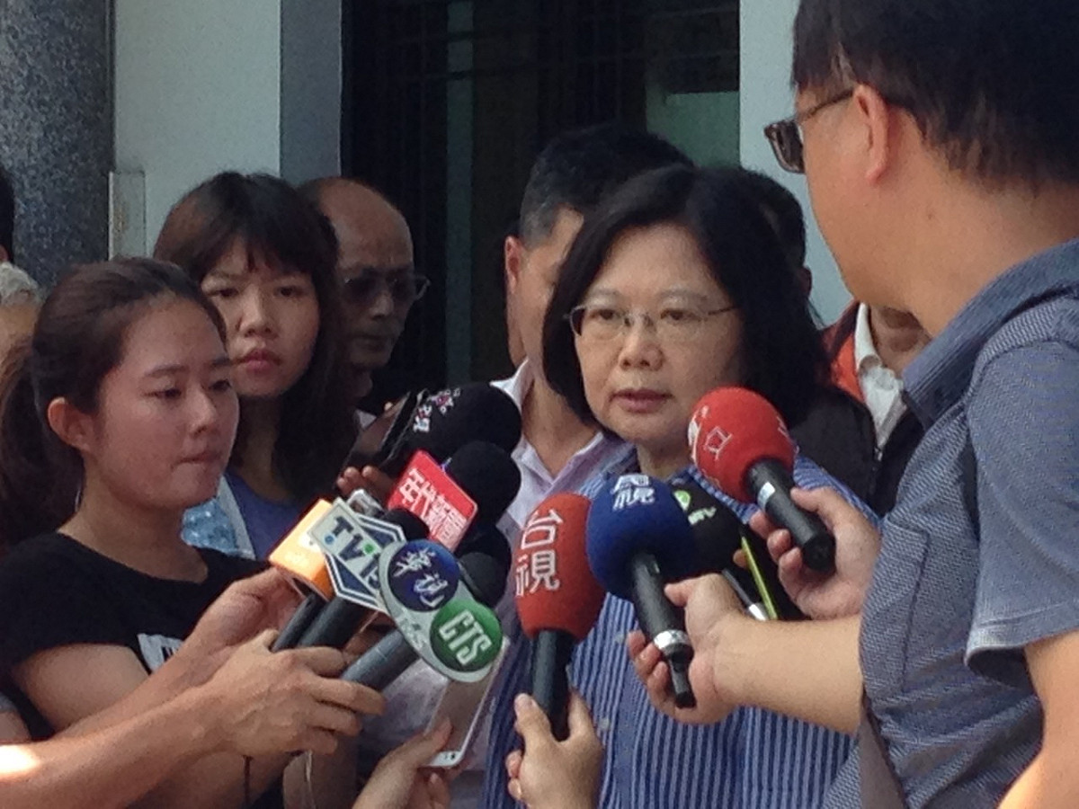 民進黨主席蔡英文23日前往苗栗幫提名的立委候選人輔選。圖：民進黨提供