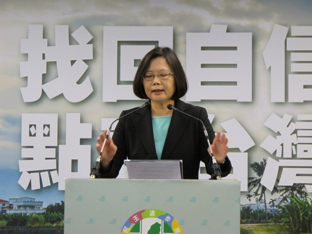 民進黨主席蔡英文15日發表參選總統聲明。圖：林朝億/攝
