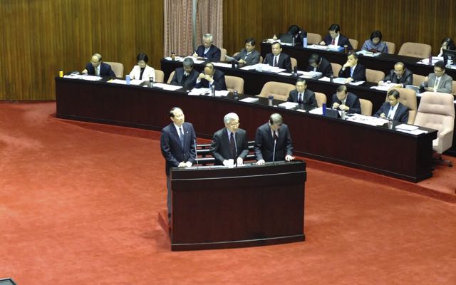 行政院長毛治國今(10)天在立法院表示，企業家應該把員工當成資產，員工薪資才會合理化，對於「加薪四法」，他樂觀其成。圖：新頭殼資料照片