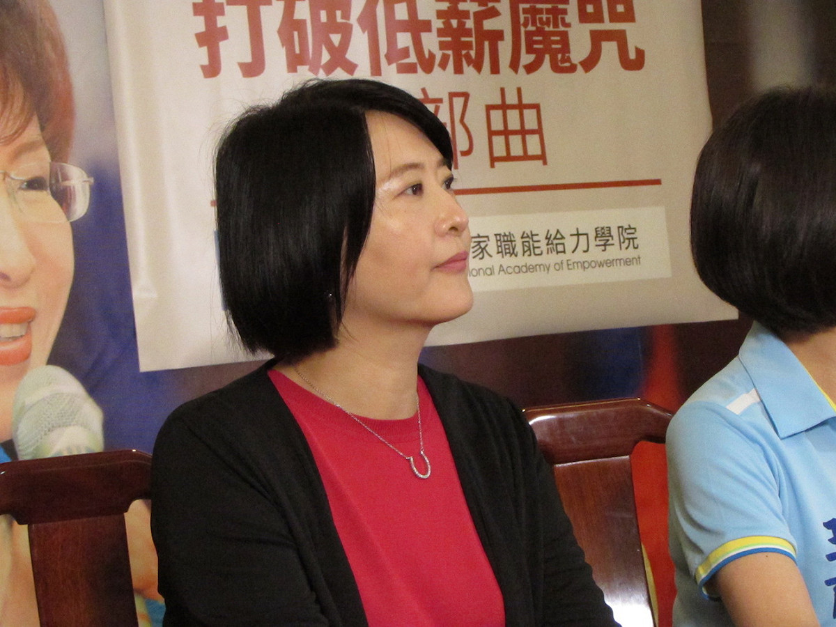 國民黨總統參選人洪秀柱競選辦公室28日公布台北市議員王鴻薇出任洪發言人群召集人。圖：邱珮文/攝