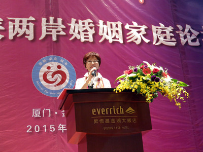 參加國民黨總統初選的立法院副院長洪秀柱說，很高興現在有人願意承擔，但還是要等初選機制走完後才會有下一步。圖：中央社
