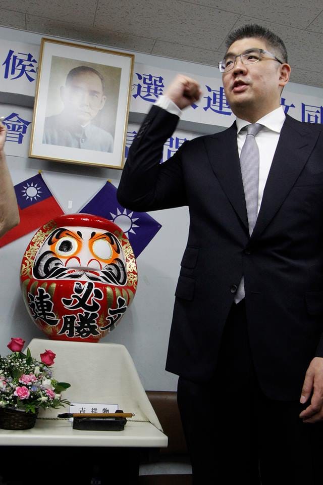 國民黨台北市長參選人連勝文從週二(27日)起前往日本東京參訪，據日本產經新聞今(29)日報導指出，連勝文希望台日關係能交由年輕人肩負起責任。圖：翻攝自連勝文臉書