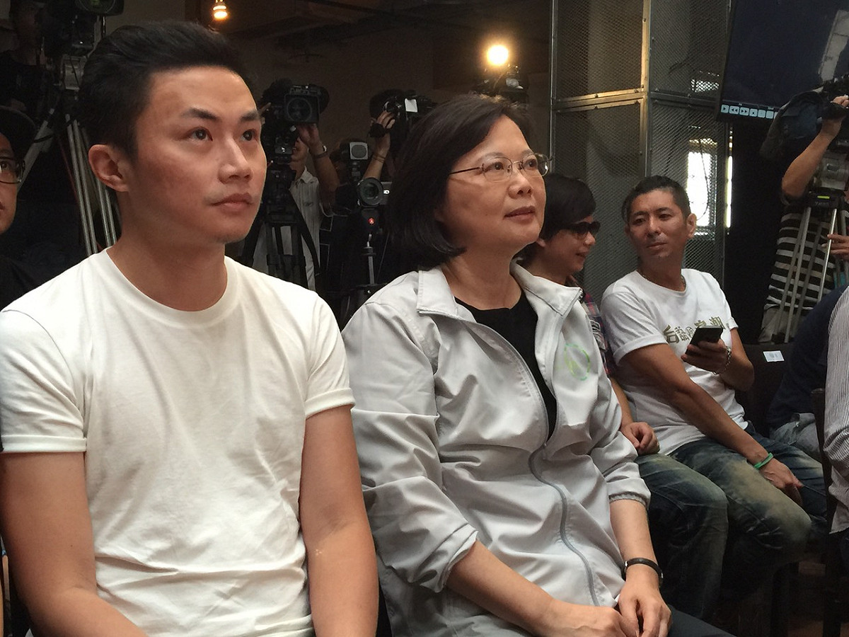 民進黨主席暨總統參選人蔡英文4日下午出席競選專輯「台灣美樂地」發表會。圖：劉奕霆/攝