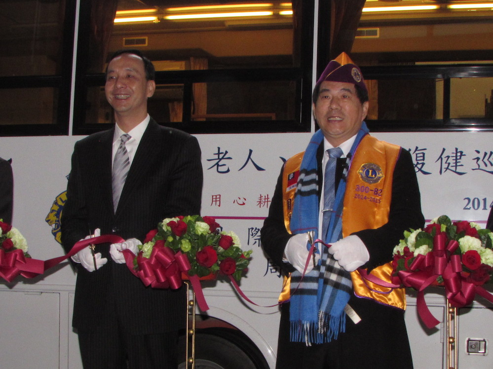 新北市議會國民黨團書記長周勝考27日受訪時表示，黨團願意先替朱立倫領表、連署，並代付200萬元保證金。圖：新頭殼資料照片