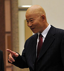 許信良今(9)日利用民進黨總統候選人初選政見發表會的場合，為自己長期受到的誤解和污衊提出感性辯護。圖片來源：中央社。