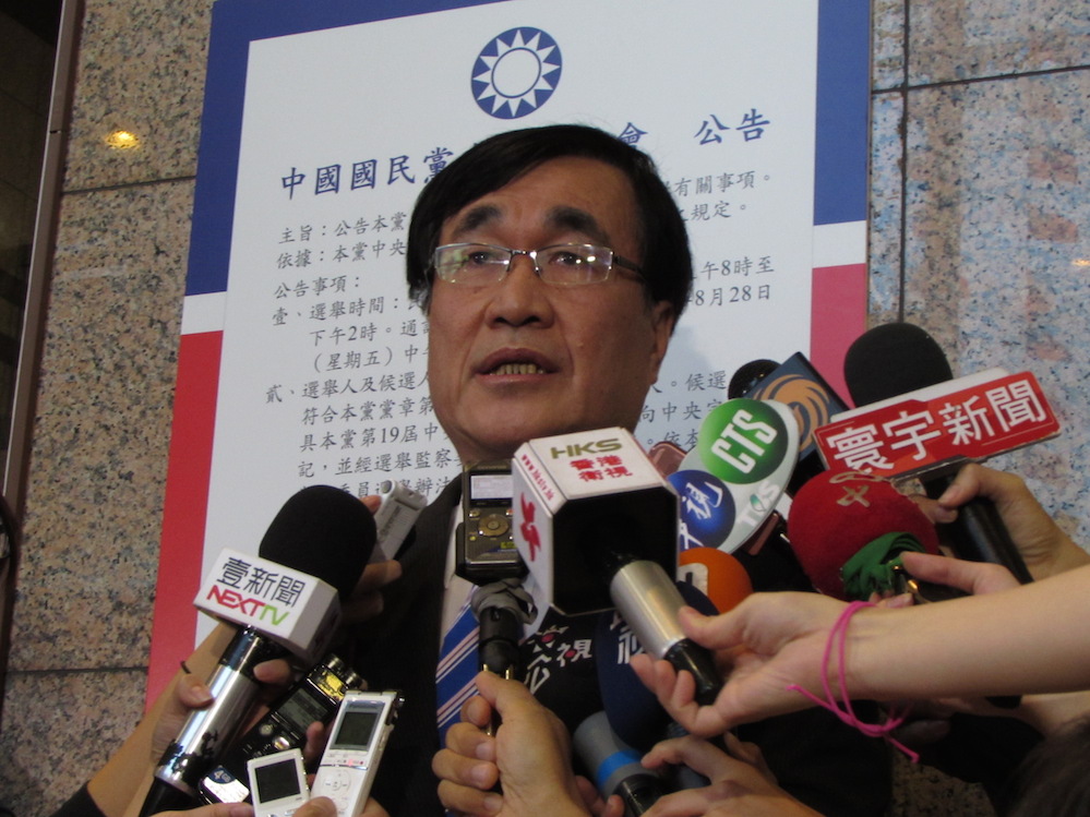 國民黨秘書長李四川9日2度致歉表示，還是要對洪秀柱說對不起。圖：新頭殼資料照片