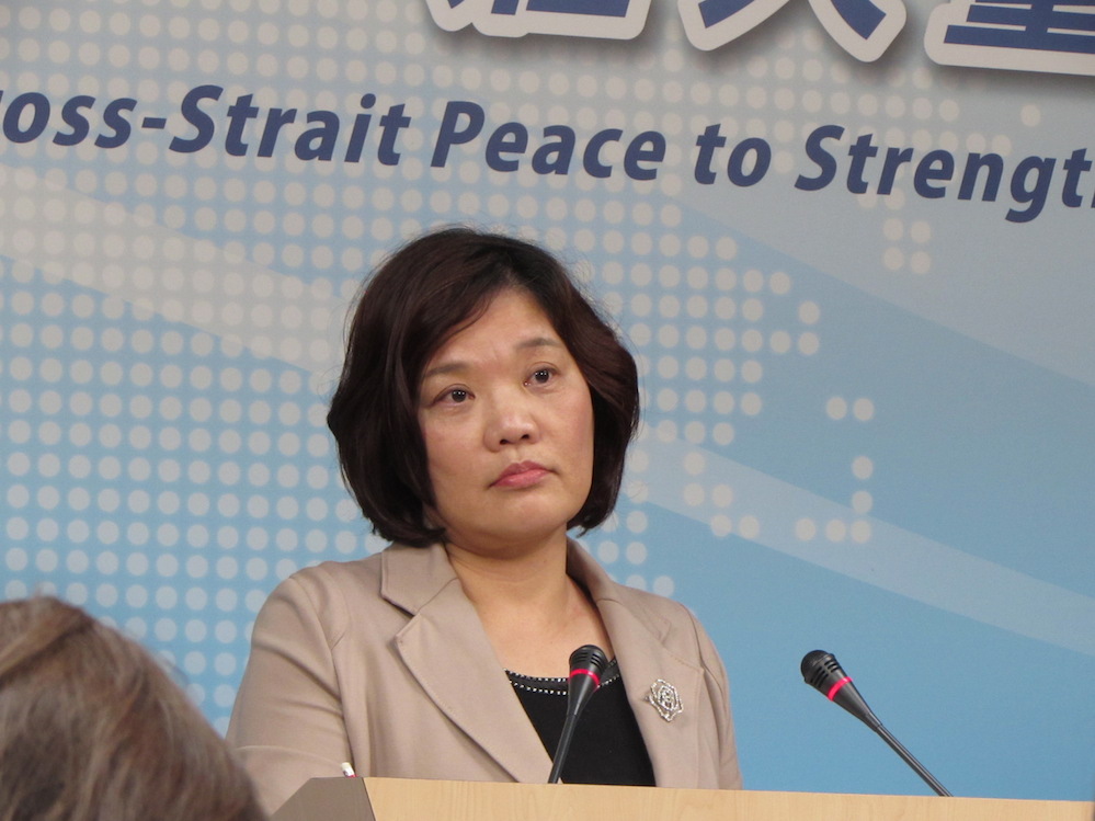 陸委會今(5)天表示，「九二共識、一中各表」是兩岸制度化協商及互動交流的關鍵，彰顯中華民國存在的事實。圖為陸委會發言人吳美紅。圖：新頭殼資料照片
