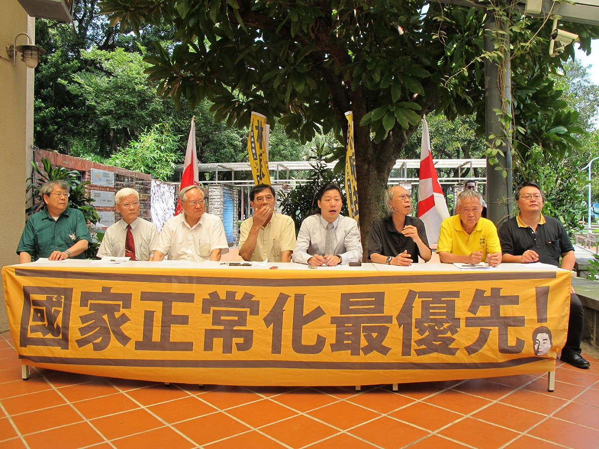 時代力量建黨總工程隊隊長林昶佐28日表示，對於胡博硯退黨，他給予尊重與祝福。圖：林朝億/攝