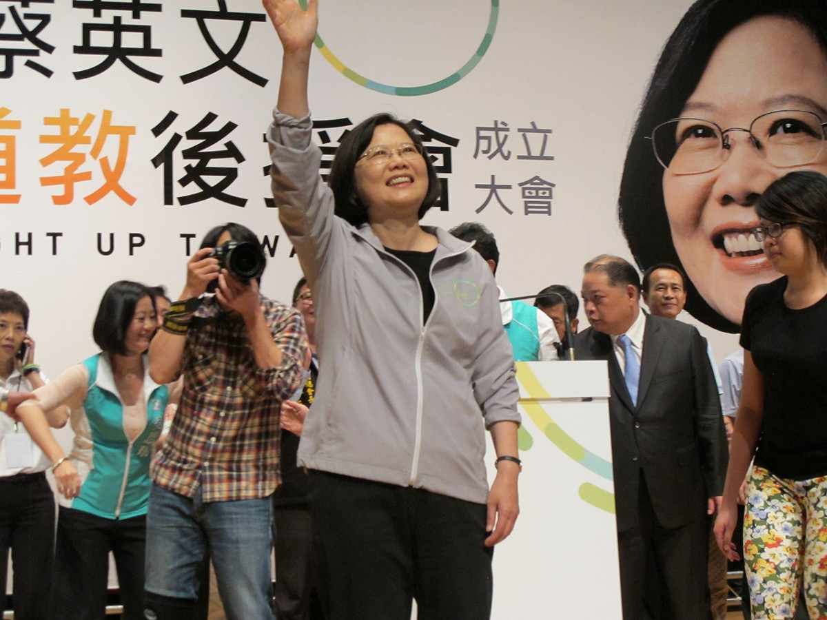 民進黨總統候選人蔡英文6日在馬習會前夕提醒馬英九，必須要捍衛台灣的民主自由現狀。圖：林朝億/攝