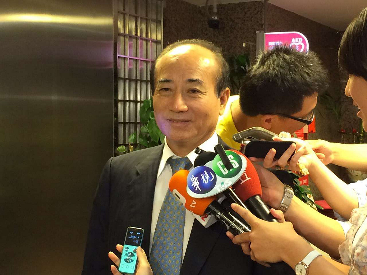 高雄市長陳菊接受媒體專訪時為王金平抱屈，認為王是超越藍綠的力量，卻未受國民黨尊重，對此，王金平26日說，自己不會覺得委屈。圖：符芳碩/攝