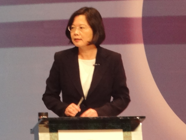 如當選總統，蔡英文對於是否特赦陳水扁一事表示會「謹慎思考」。圖片：王鼎鈞/攝