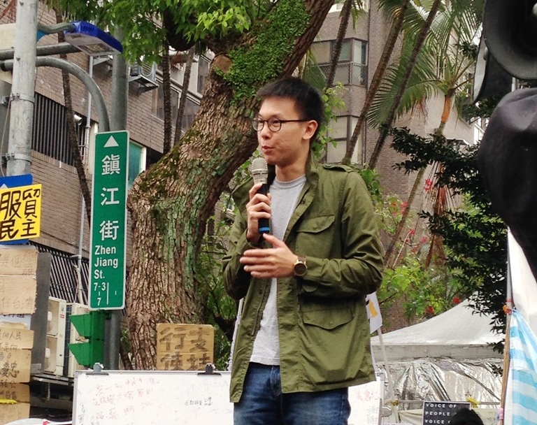 林飛帆針對昨日清晨中山南路的群眾被驅離及晚間發生的包圍中正一分局的事件提出五點回應。圖：新頭殼資料照片