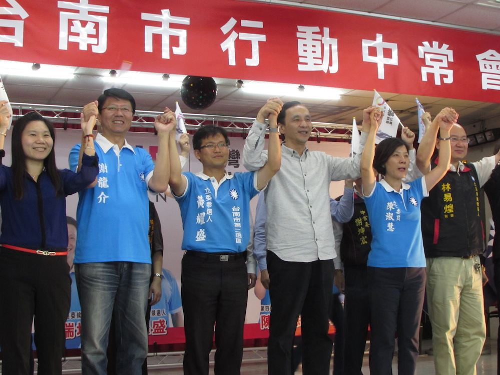 國民黨主席暨總統參選人朱立倫4日受訪時除了聲稱自己對馬習會知情外， 更強調馬習會是「大家都知道，兩岸關係一定會走到這一步。」圖：邱珮文/攝