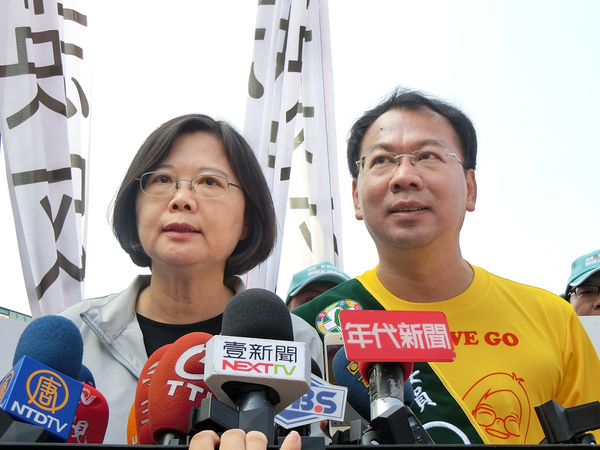 蔡英文8日上午出席台中市第8選區立委參選人謝志忠競總成立活動，再對馬習會發表意見。圖：楊淳卉/攝