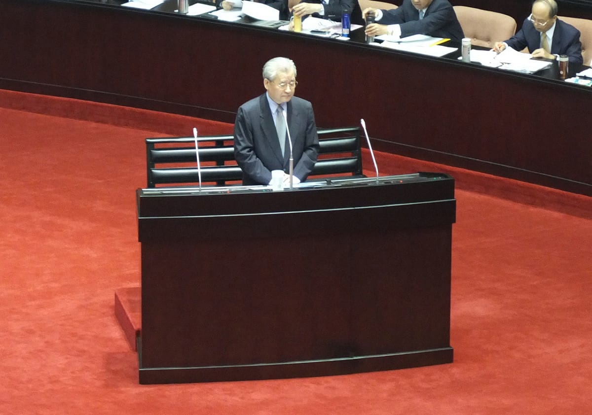 行政院長毛治國22日表示，針對卡式台胞證一事，經過政府表示不滿，中國已在21日中午有正面回應。圖：翁嫆琄/攝