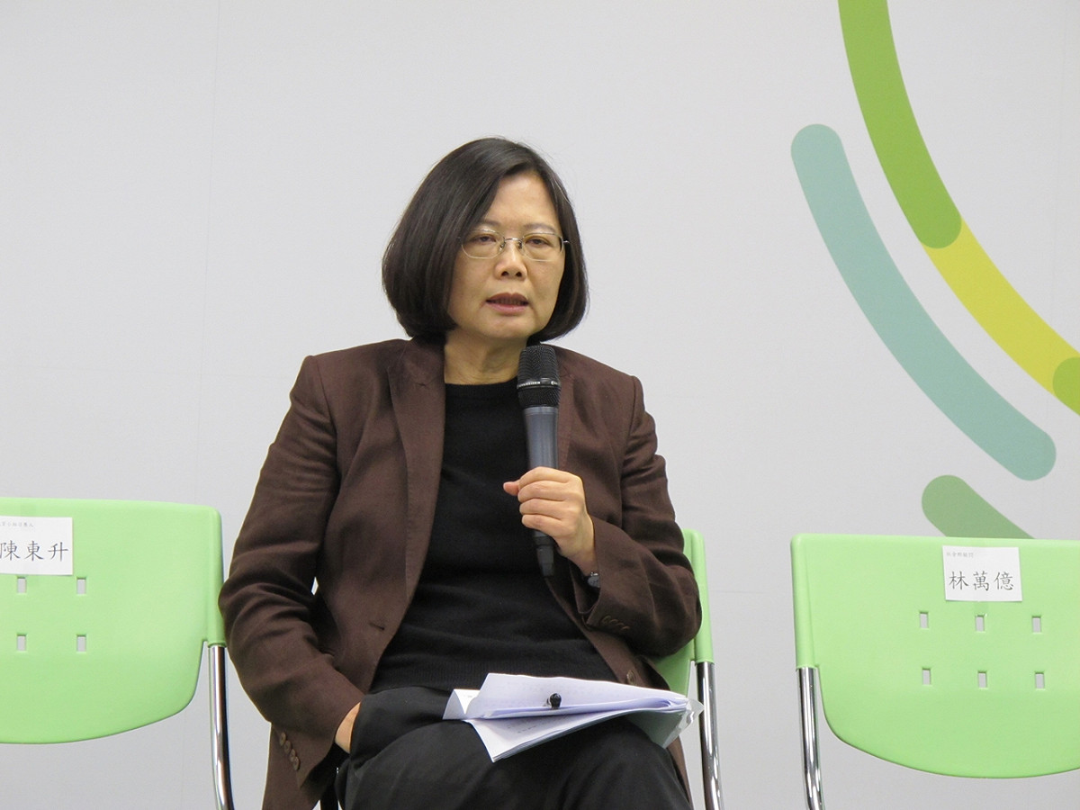 民進黨主席蔡英文4日質疑，王金平一直提國會改革，到底在急什麼？圖：林朝億/攝