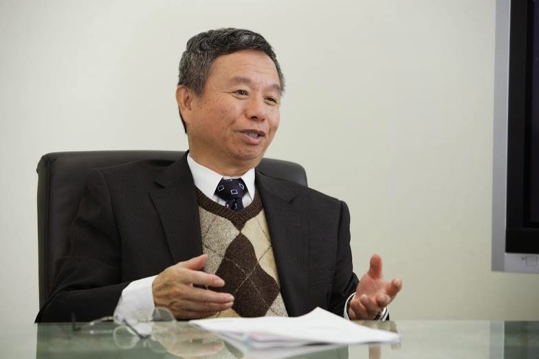 前衛生署長楊志良先前參加聯亞疫苗實驗後，又再施打AZ疫苗，引發「混打」紛爭 圖：翻攝楊志良臉書（資料照）