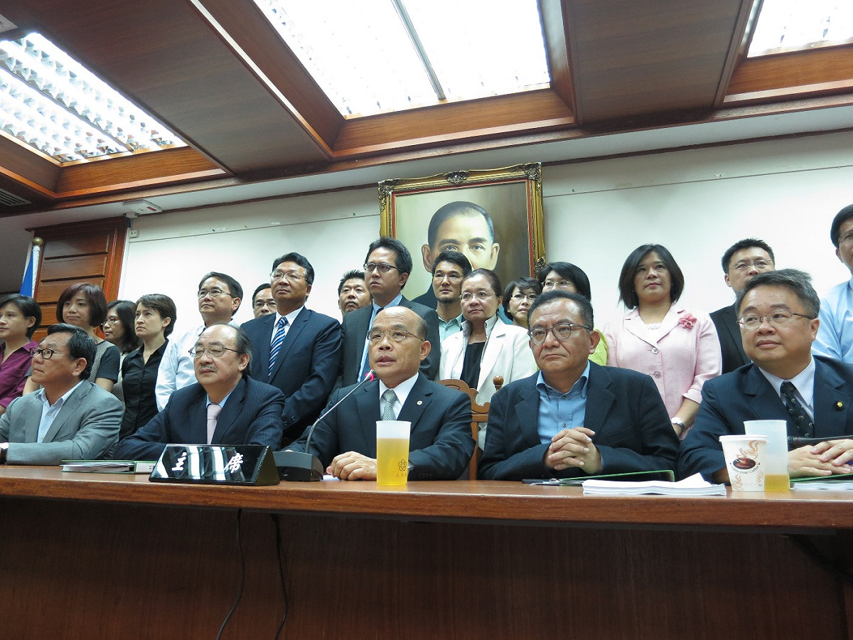 民進黨主席蘇貞昌9日力挺柯建銘，痛批馬政府進行政治偵防。圖：林朝億/攝