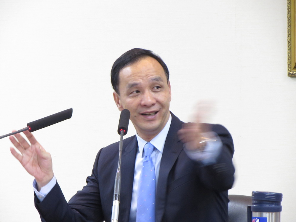 國民黨總統參選人朱立倫30日表示，針對王金平的不分區排名惹議，「國民黨內本來就有多元聲音，但大部份聲音都是非常尊重王院長」。圖：新頭殼資料照片