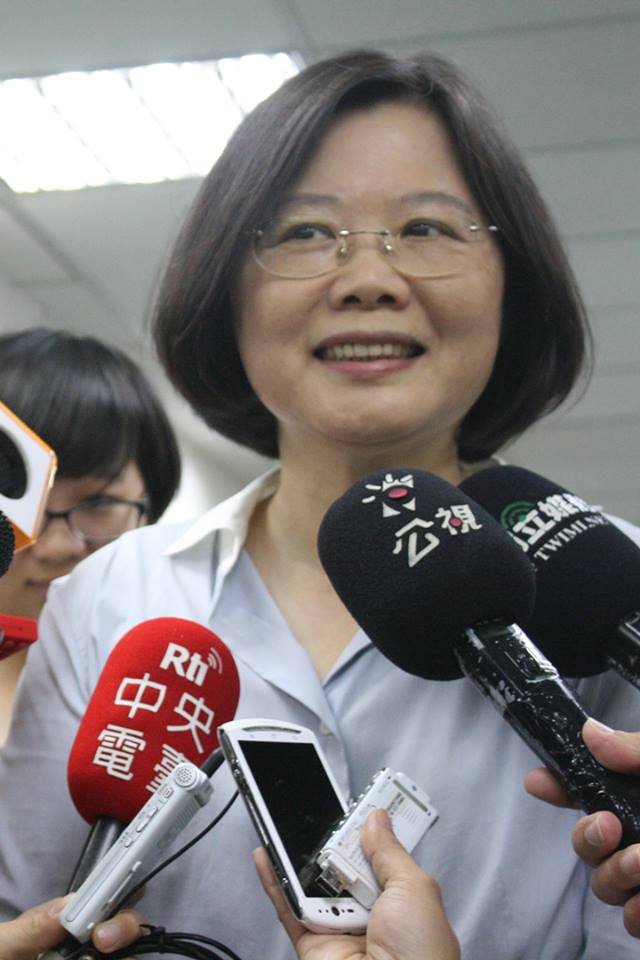 民進黨前主席蔡英文29日表示，面對服貿協議，公民團體與政黨都該各自表達出立場與態度。圖：林良齊/攝影